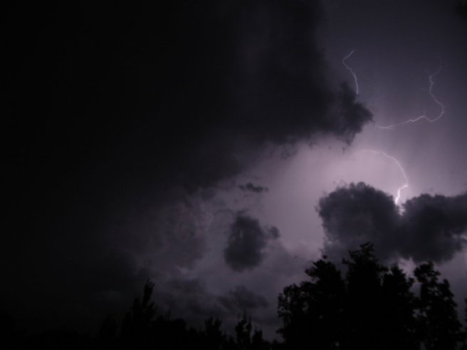 lightening_storm_by_kicsterash-d4765ji